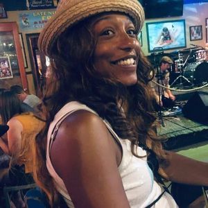 Meet your Posher, Kim